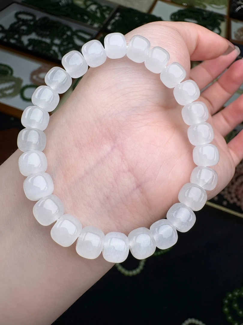 俄白 冰脂白色卡8mm老型珠手串时尚女-A3061