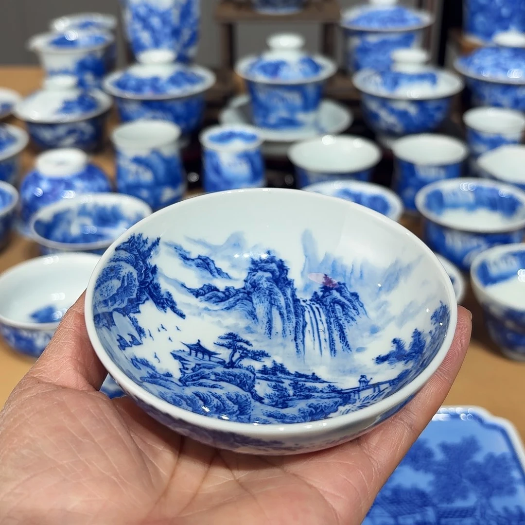 景德镇纯手绘普洱杯瑕