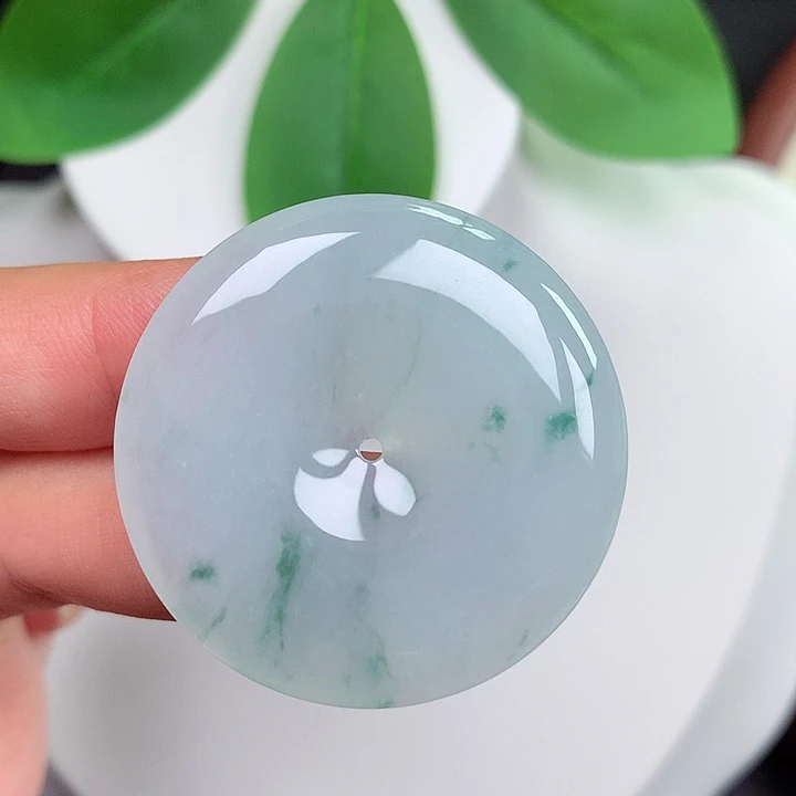 颈饰未镶嵌翡翠平安扣 35.8x5.9mm