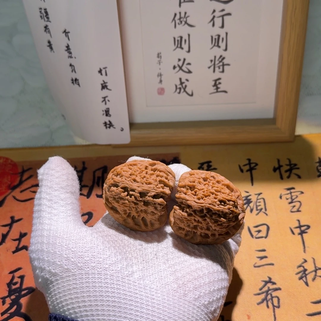 吊坠文玩核桃42拉丝南疆石