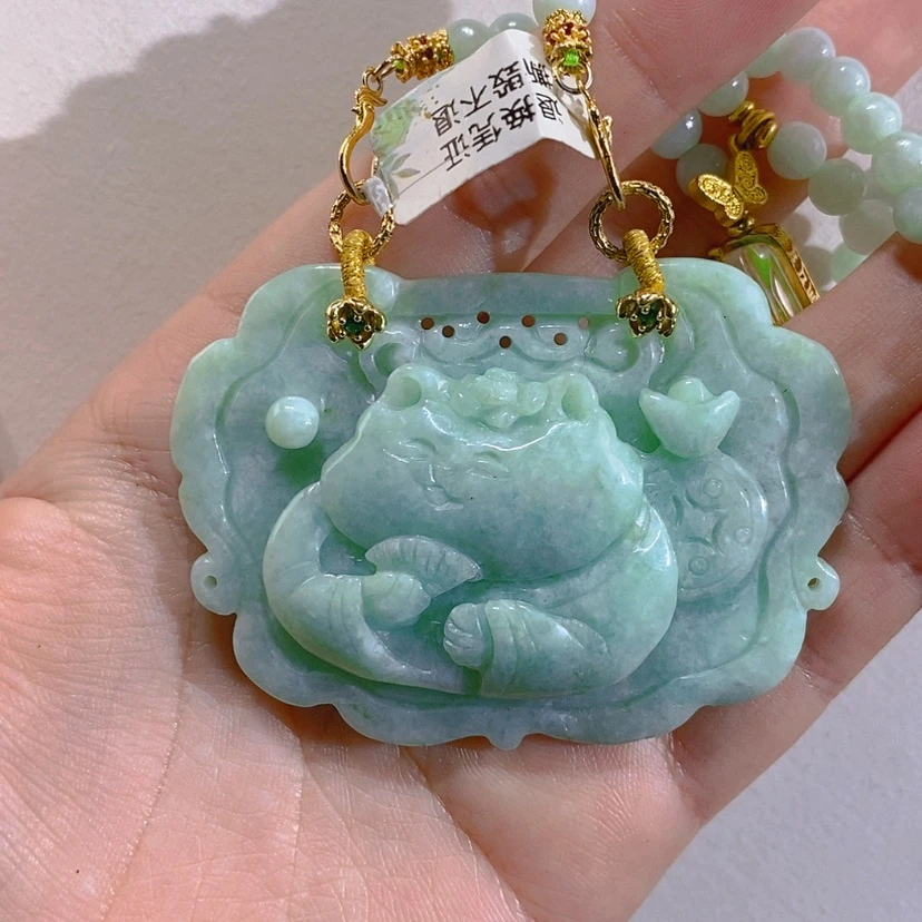 【闪购商品】颈饰未镶嵌翡翠