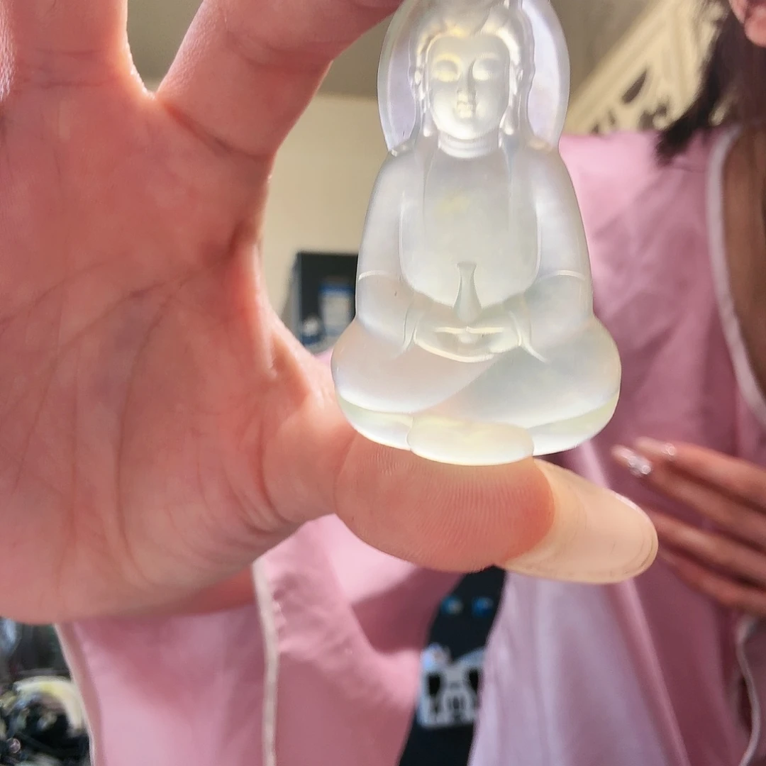 蛇纹石玉颈饰未镶嵌观音