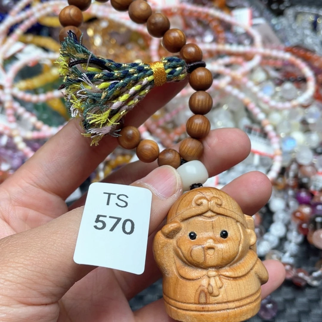 水晶多样性发一只未镶嵌