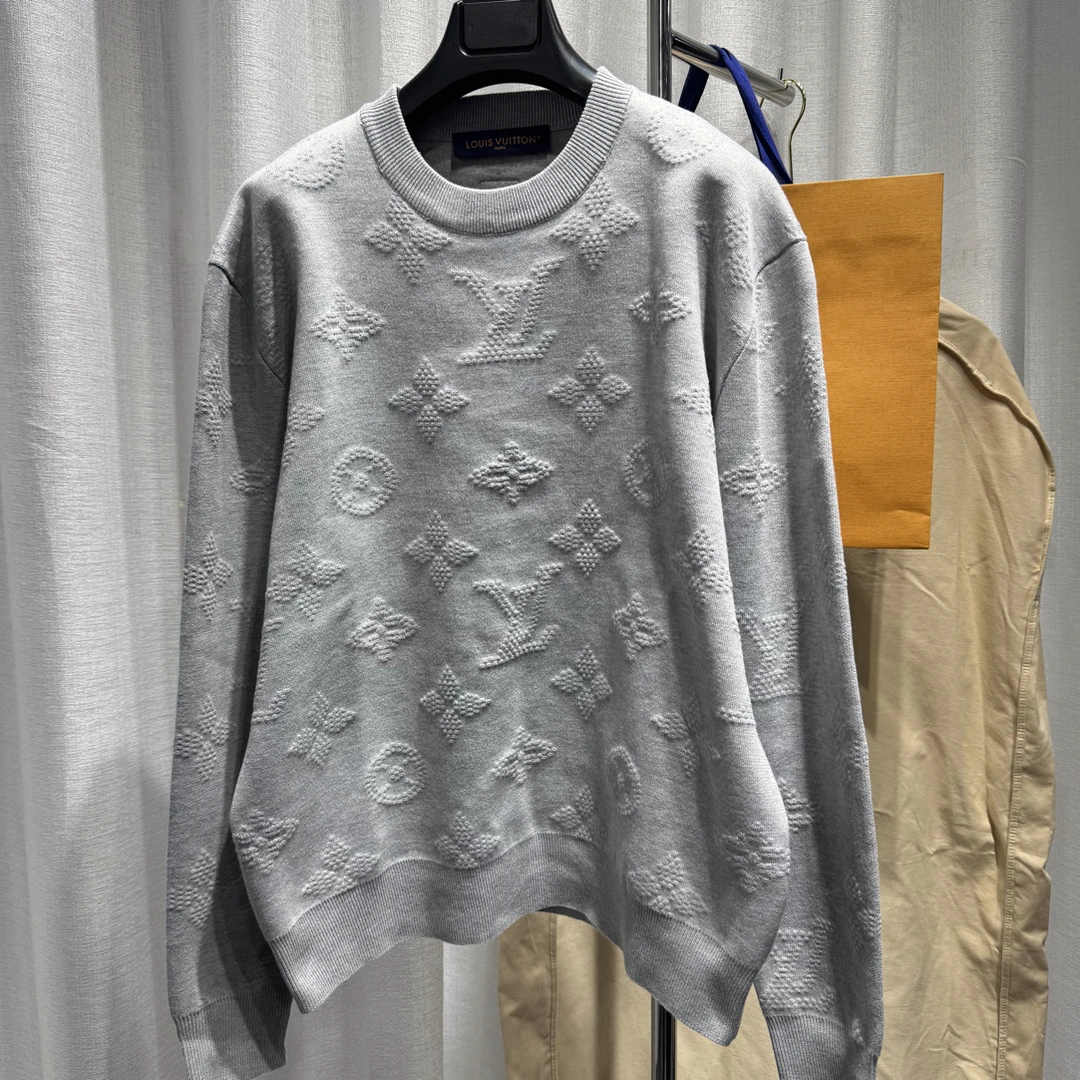 未使用 LouisVuitton/路易威登 SS26 浮雕满印logo 针织毛衣 L码