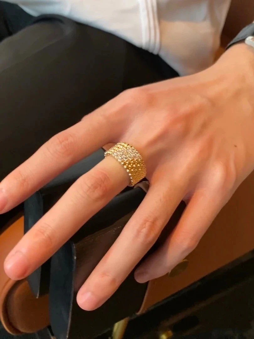 铜合金戒指 戒指女镶锆时尚个性轻奢高级感小众设计感指环女