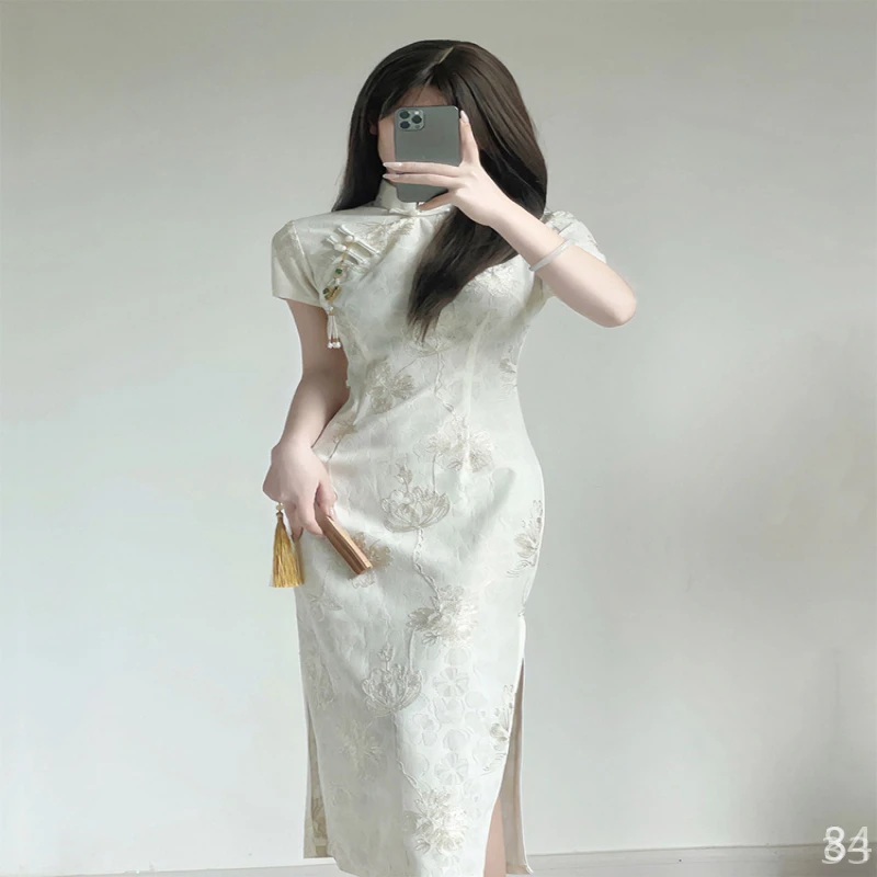 改良旗袍刺绣高级感年轻款修身连衣裙2025春夏季少女高端气质新中