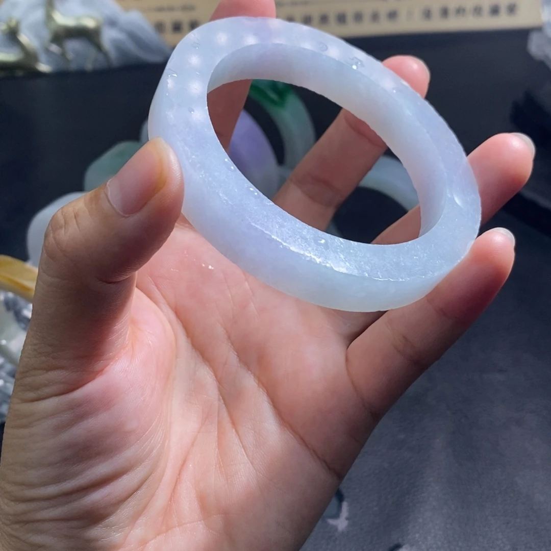 未镶嵌翡翠定制翡翠