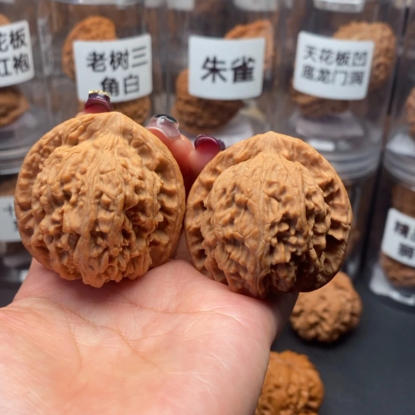 【闪购商品】吊坠文玩核桃红狮子头42➕