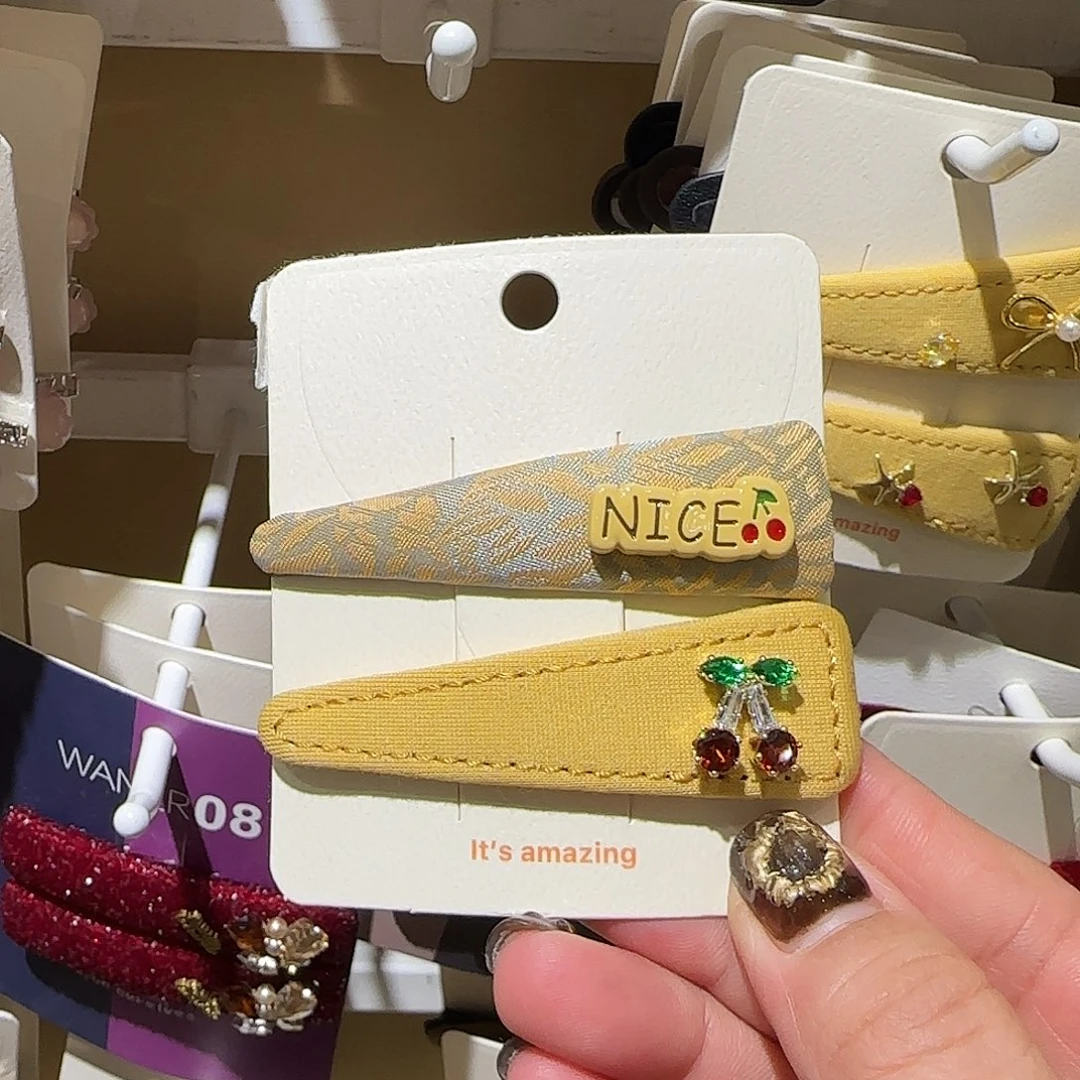 非金属黄色掰掰夹