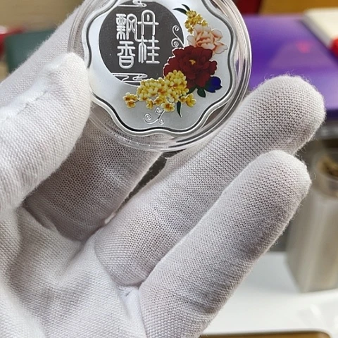 纯银中秋合家欢彩银章，，，，
