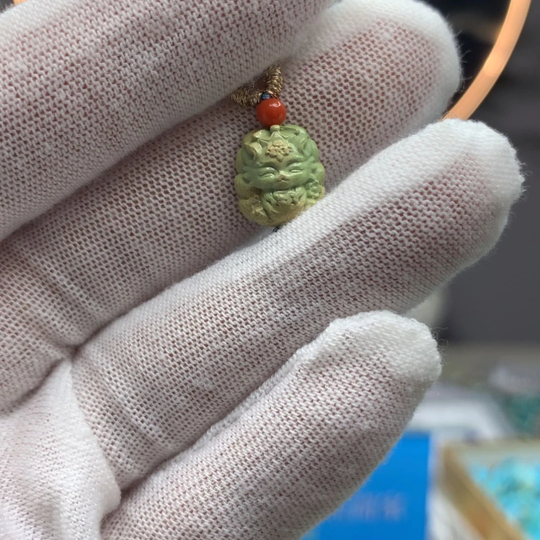 绿松石挂件未镶嵌