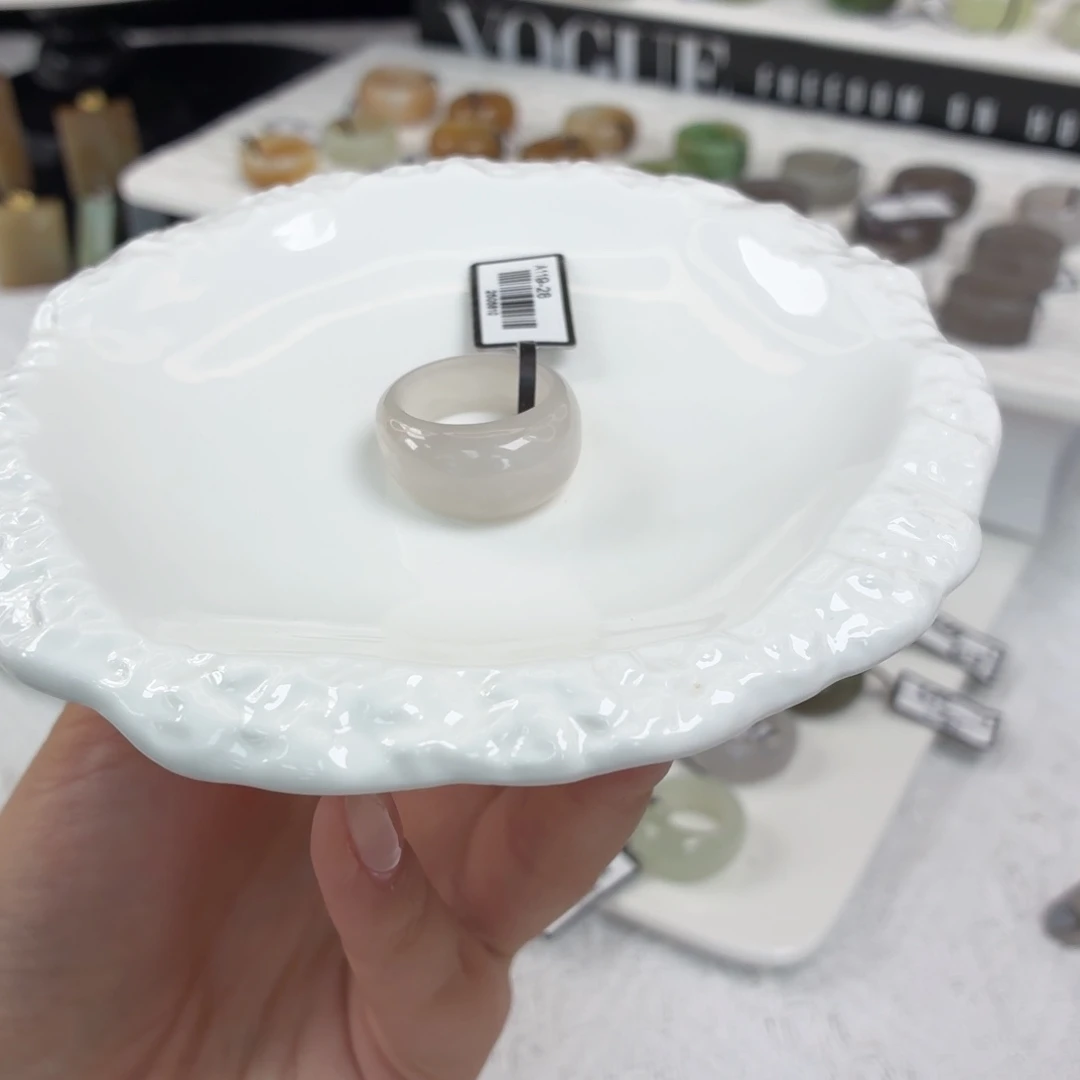 和田玉（糖玉）未镶嵌戒指烟灰色馒头17.3w14