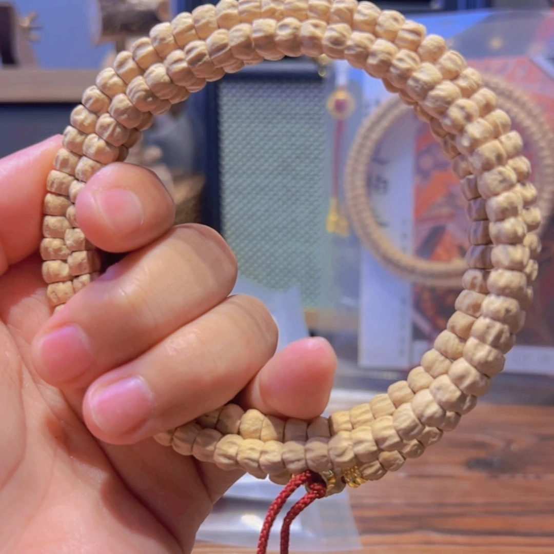 柏香籽/百香籽吊坠尊***店