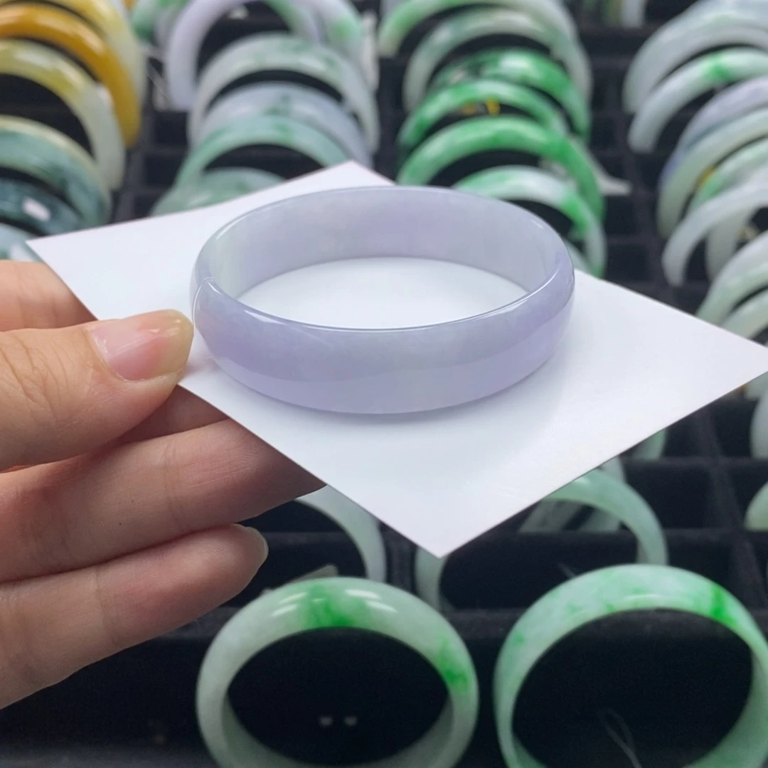 翡翠手镯未镶嵌公主