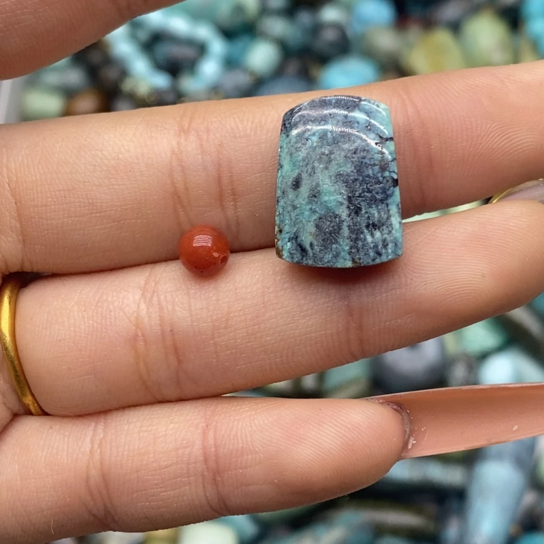 南红玛瑙未镶嵌珠宝奇石