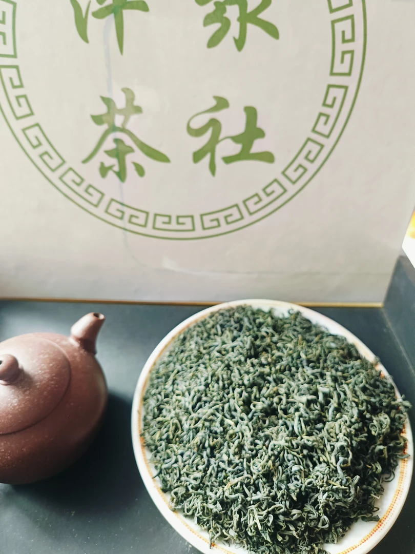 高山绿茶，浓香型耐泡，豆香味，口感好，汤色清亮