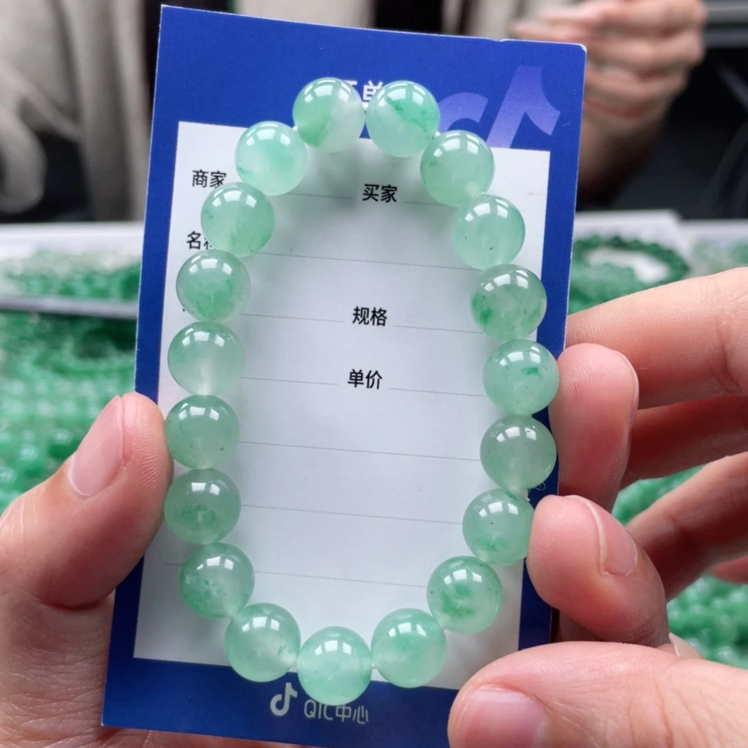 未镶嵌手串石英质玉（非洲翠）