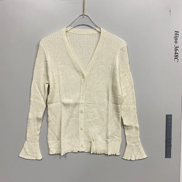 2502094法系杨系针织衫开衫女百搭休闲25春夏新品