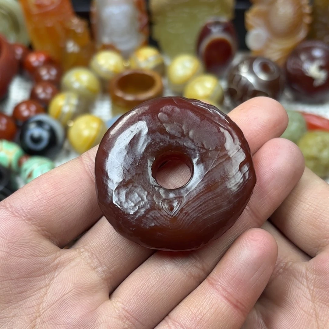 玛瑙/玉髓颈饰未镶嵌