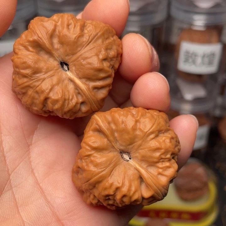 吊坠文玩核桃博*古蟾