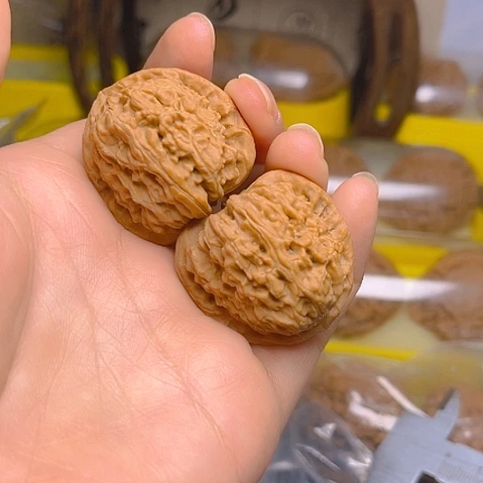 吊坠文玩核桃白狮子