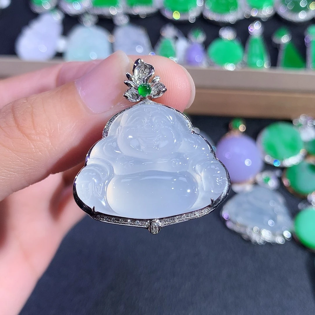 翡翠18K金镶嵌吊坠(赠链)