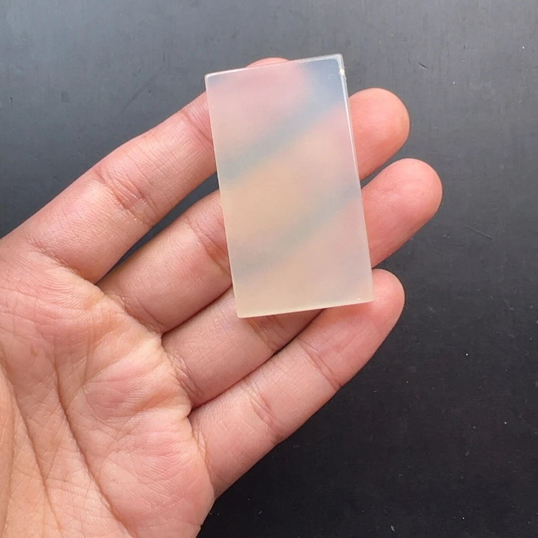 石英质玉（黄龙玉）未镶嵌颈饰