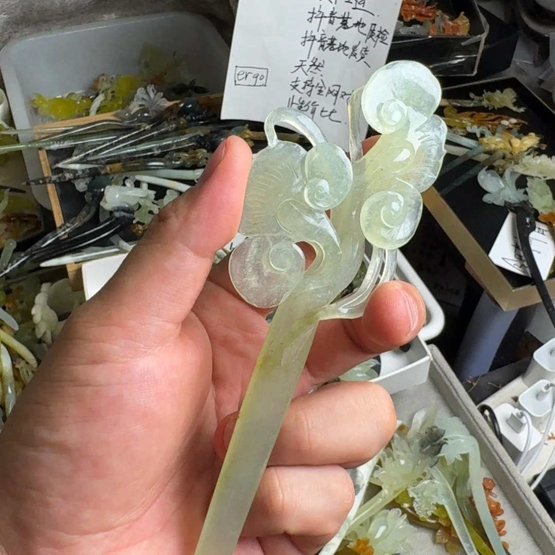 蛇纹石玉未镶嵌发饰