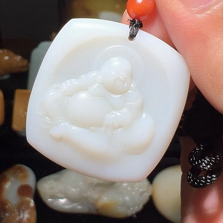 和田玉颈饰未镶嵌