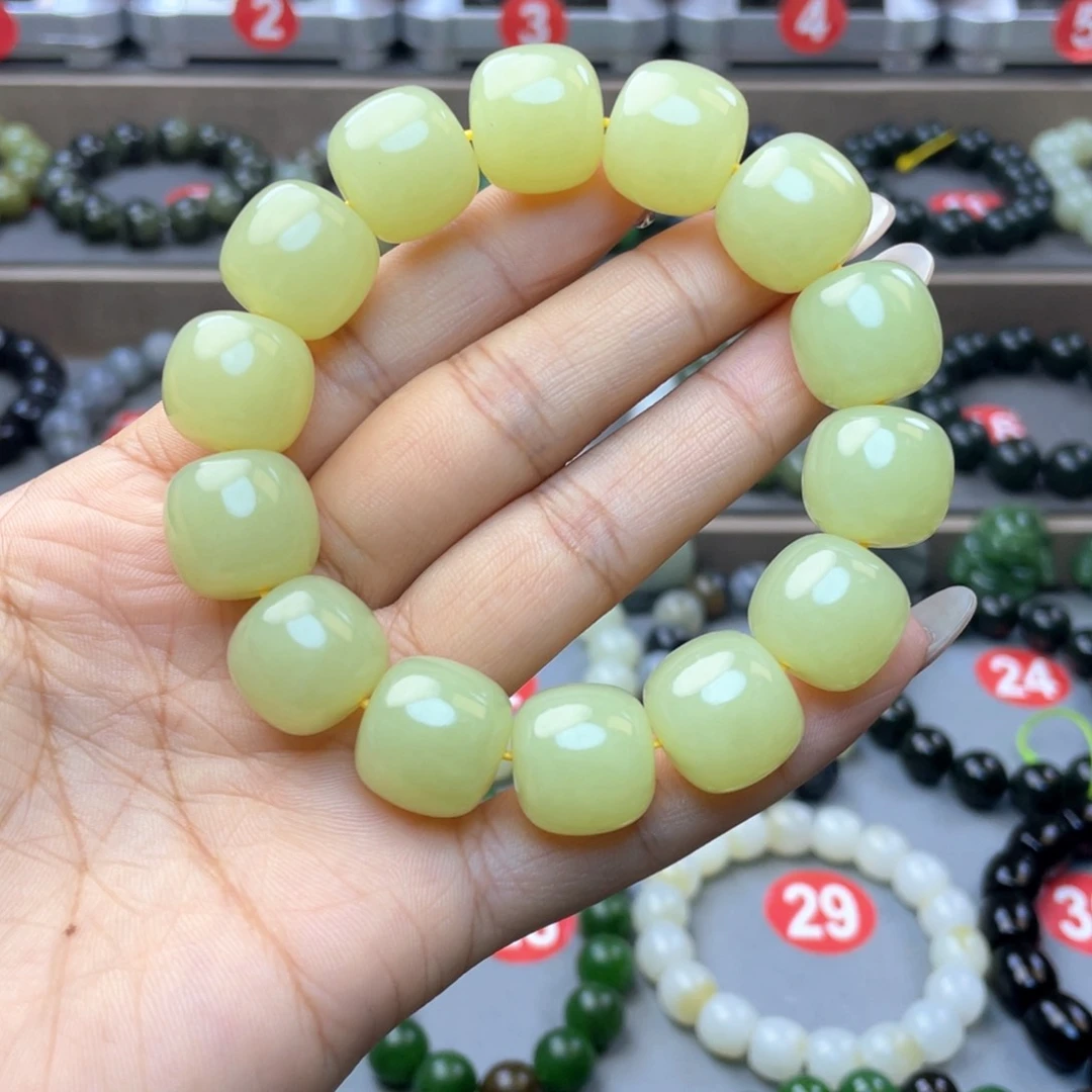 和田玉手串未镶嵌