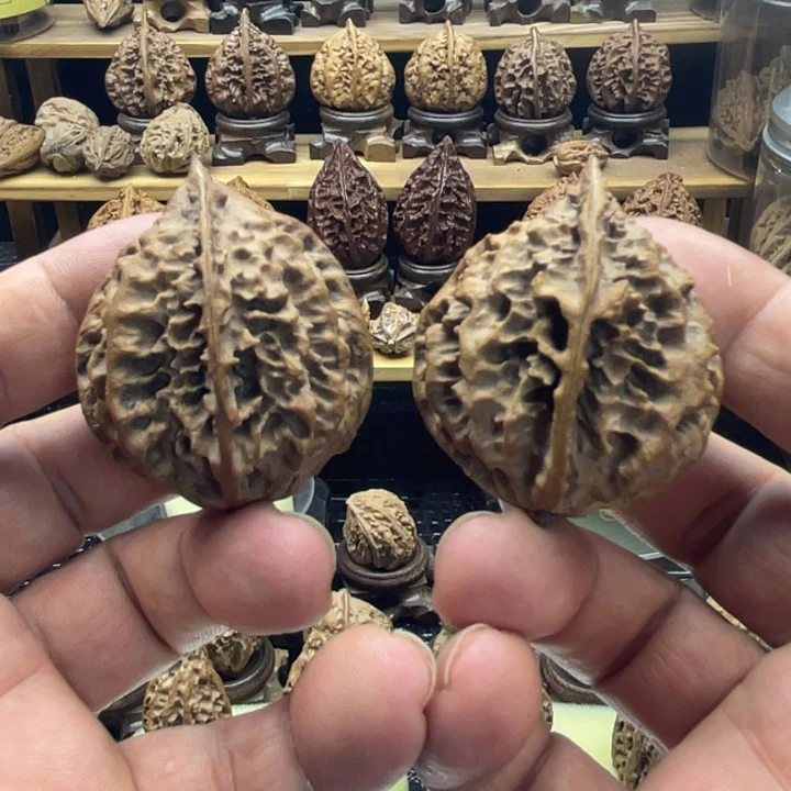 吊坠文玩核桃黑桃a58