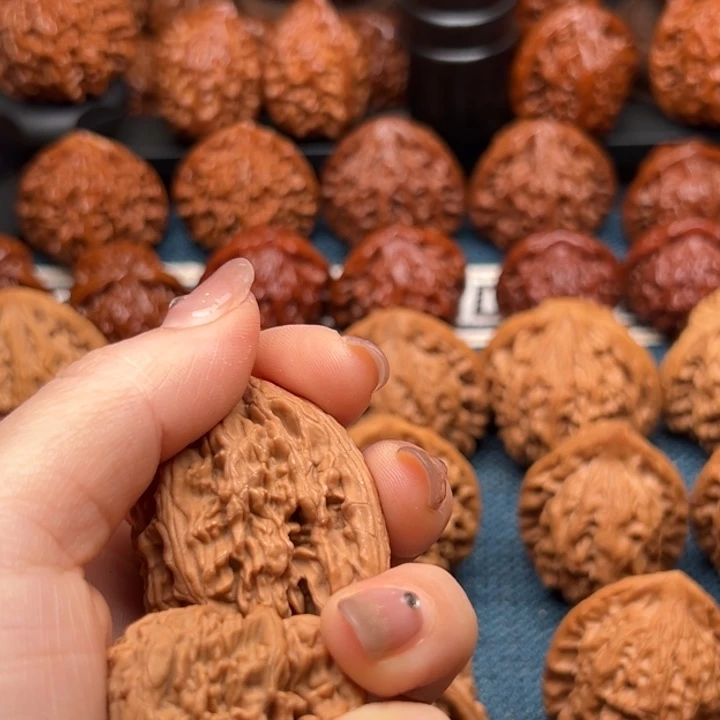 桃核吊坠用****8个哥哥哥哥