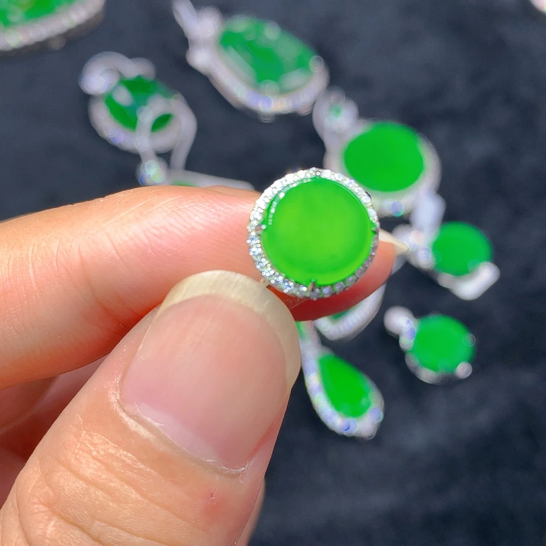 翡翠银S925镶嵌颈饰我