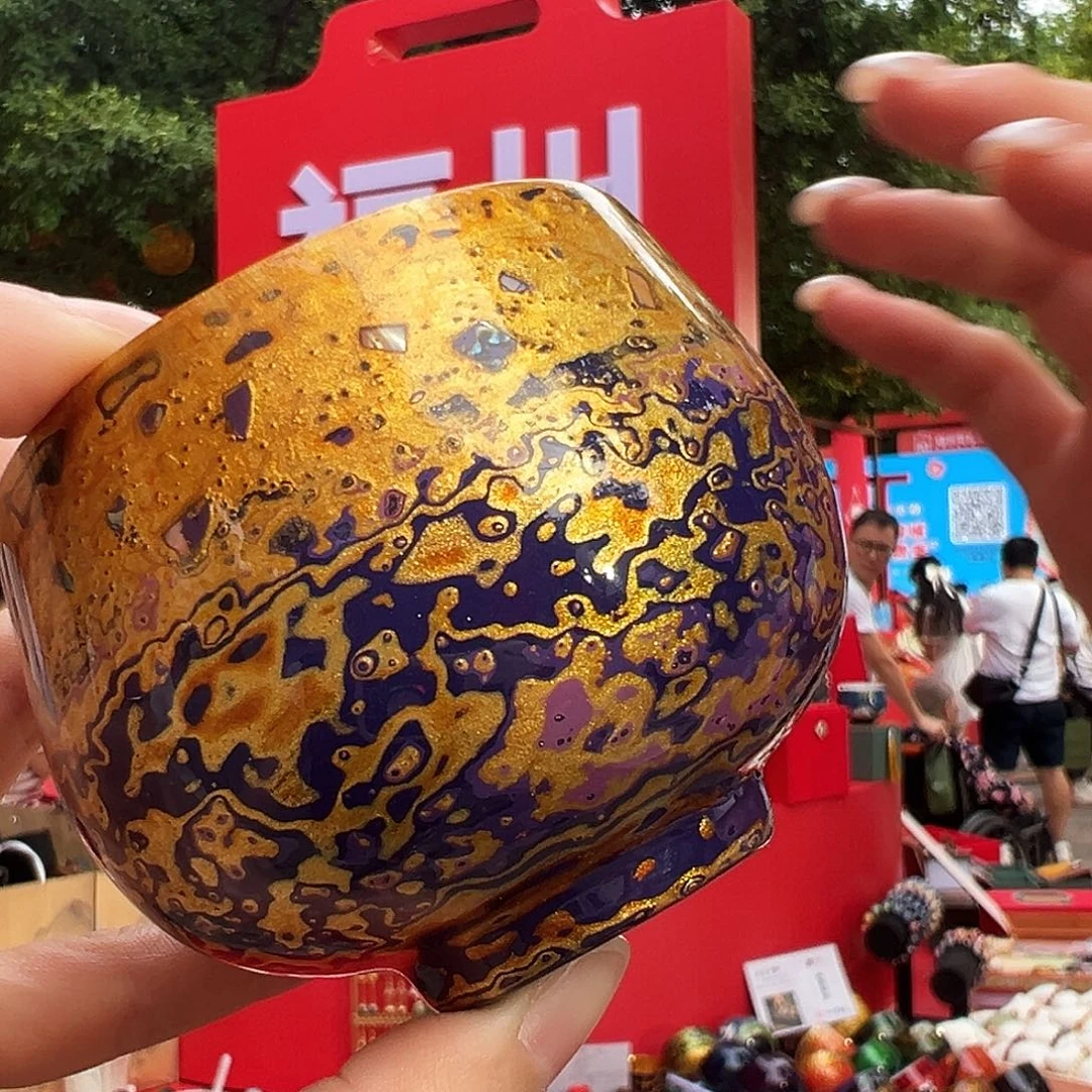 紫气东来犀皮主人杯