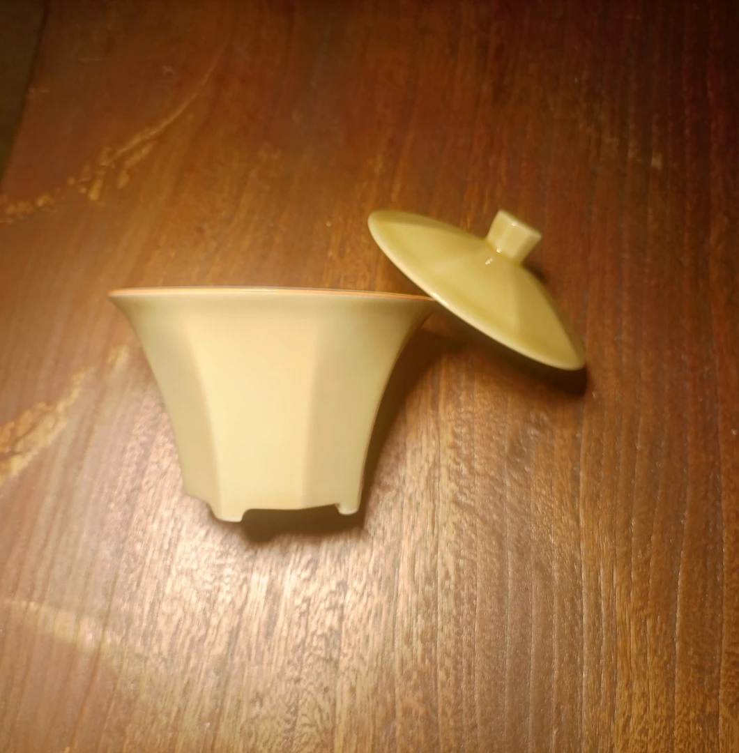 与君赏瓷秘色釉盖碗（器型随机）