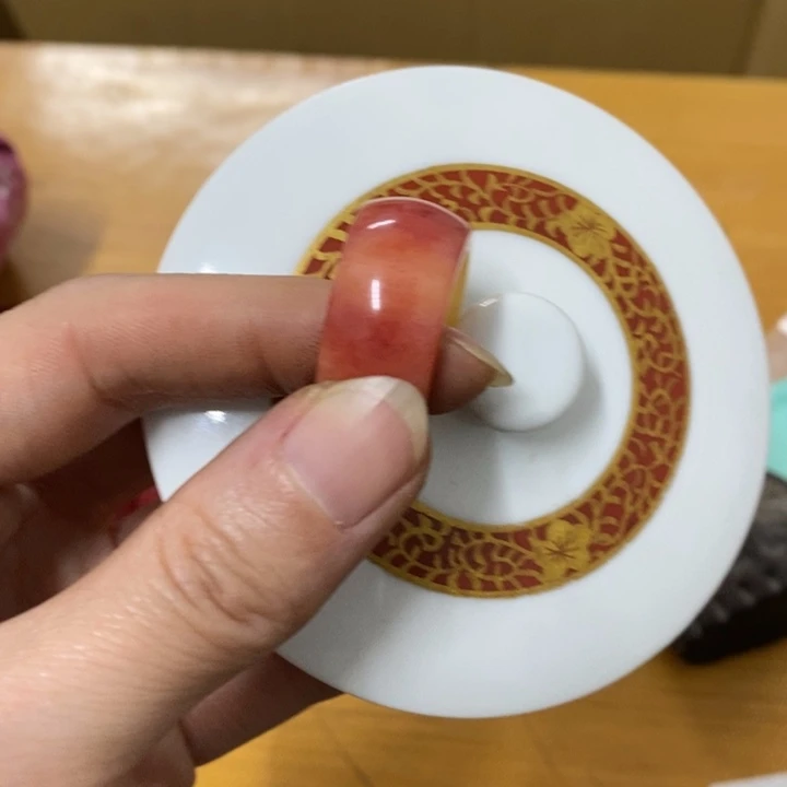 瓷片问**我哈中古工艺品一件