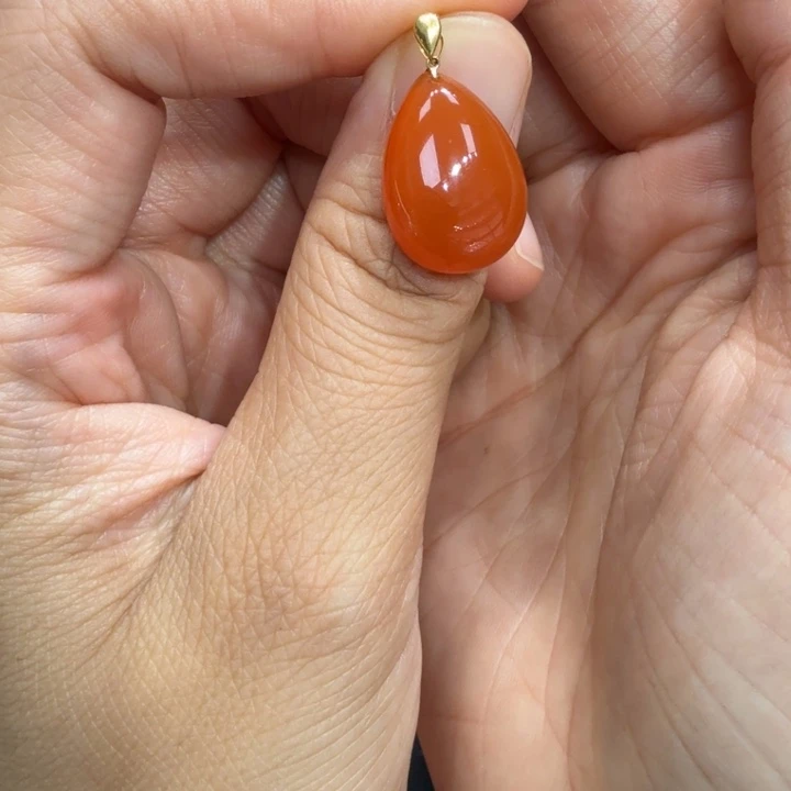 南红玛瑙未镶嵌颈饰