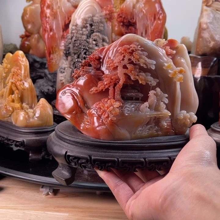 寿山石笑指山林别有洞天