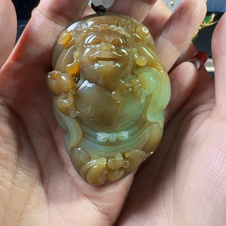 和田玉（糖玉）颈饰未镶嵌好**哦