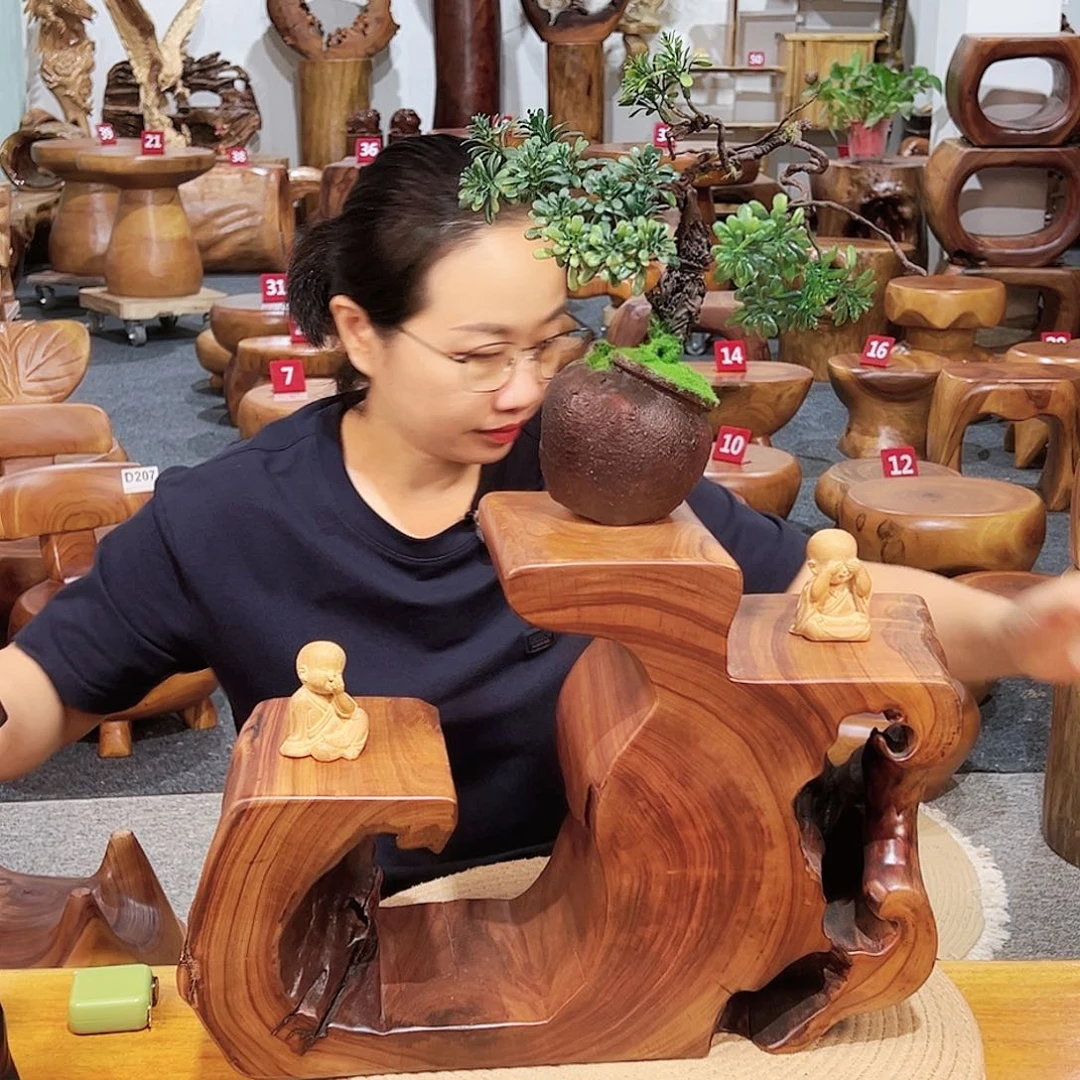 7 号香樟木尺寸：46-16-31cm