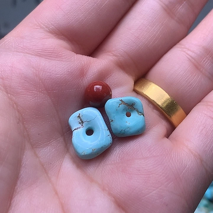 南红玛瑙未镶嵌珠宝奇石