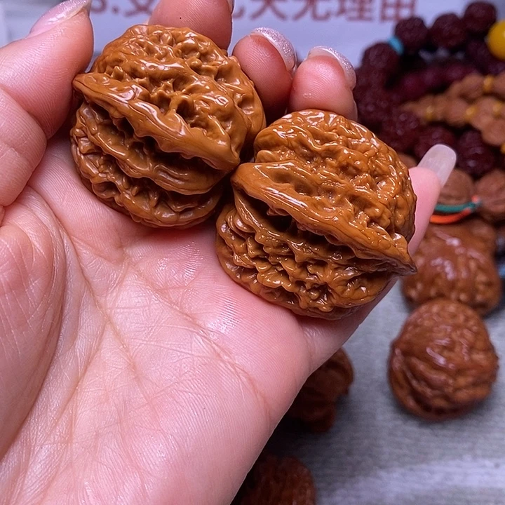 狂***车吊坠文玩核桃