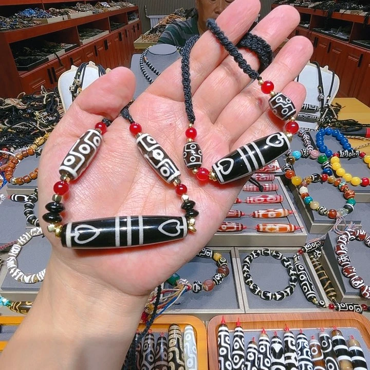 未镶嵌玛瑙/玉髓珠宝奇石