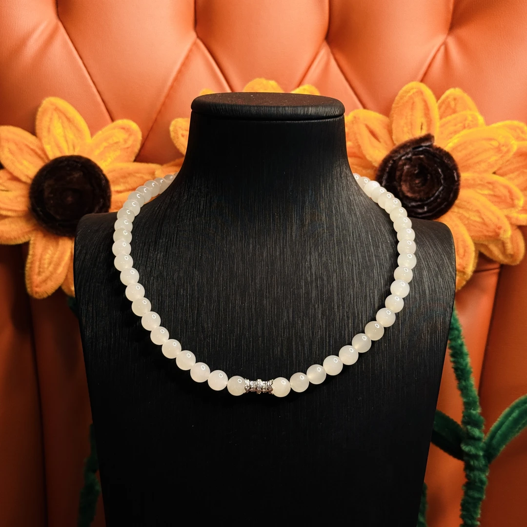 壹屿珠宝 9995 和田玉典藏颈饰