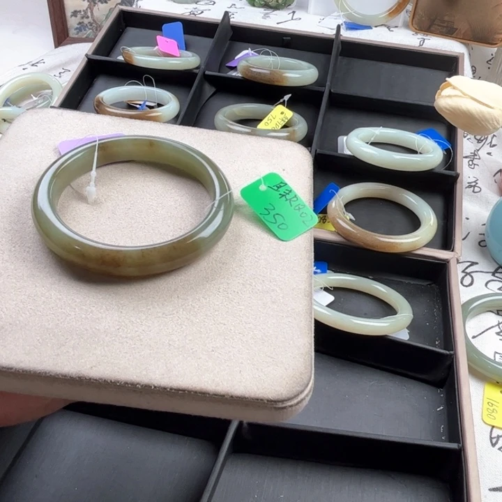 未镶嵌手镯和田玉玲珑美镯58.5