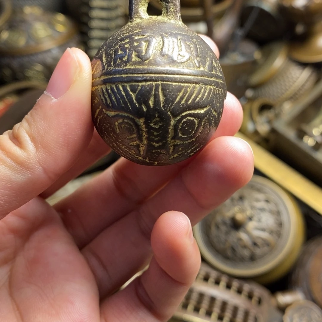 精美铜器做工精良