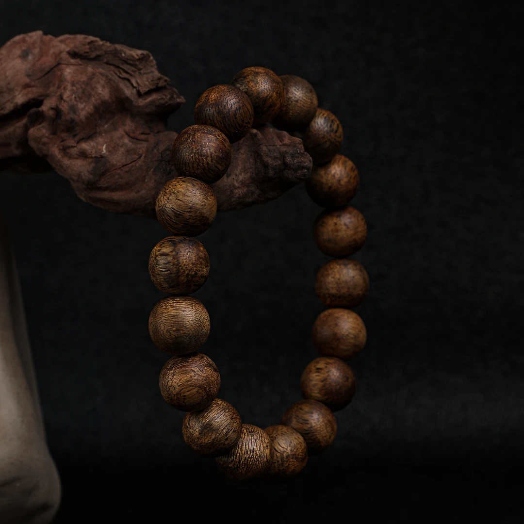 沉香【故乡遥】收藏级12mm单圈圆珠海南莺歌绿奇楠天然多样性