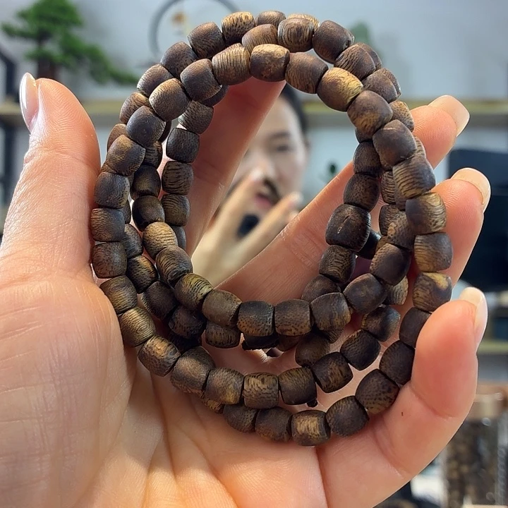 沉香手串沉水浮金沙叶鼓珠多圈7mm21克➕多样性发1