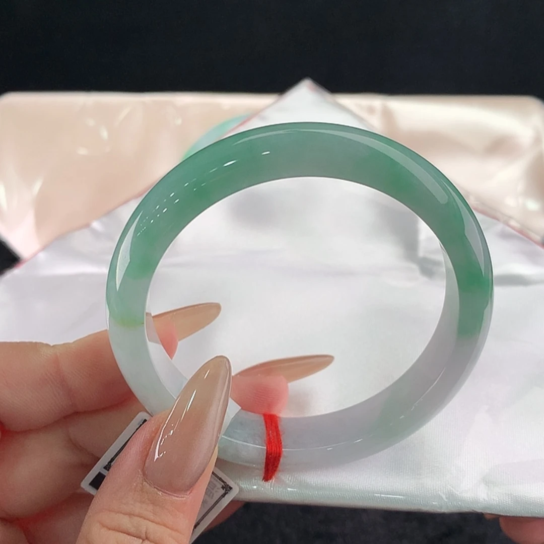 【闪购商品】未镶嵌手镯翡翠56/57