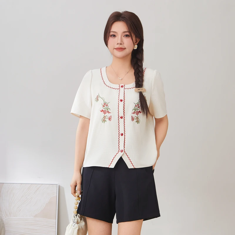 采多宝大码女装复古刺绣甜美小衫 EXA2910